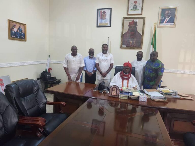 Comside visits King of Uviwe Kingdom Warri, HRM, Dr. Emmanuel Ekemejewa Sideso, Abe I, JP, OON